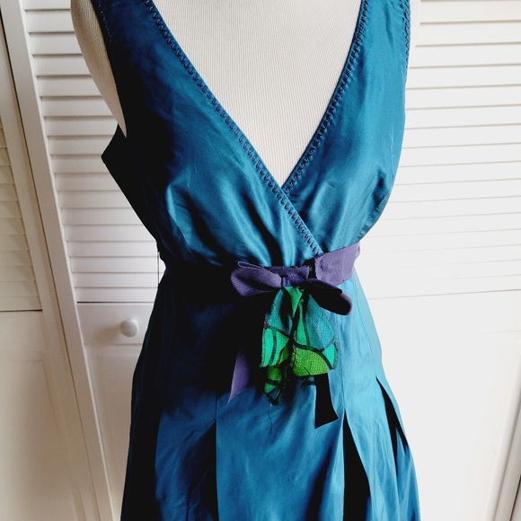 Auth Vera Wang Cocktail Dress size 6 - Picture 5 of 5